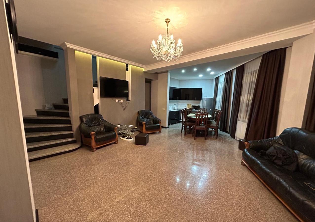 شقة New House In Old تبليسي المظهر الخارجي الصورة